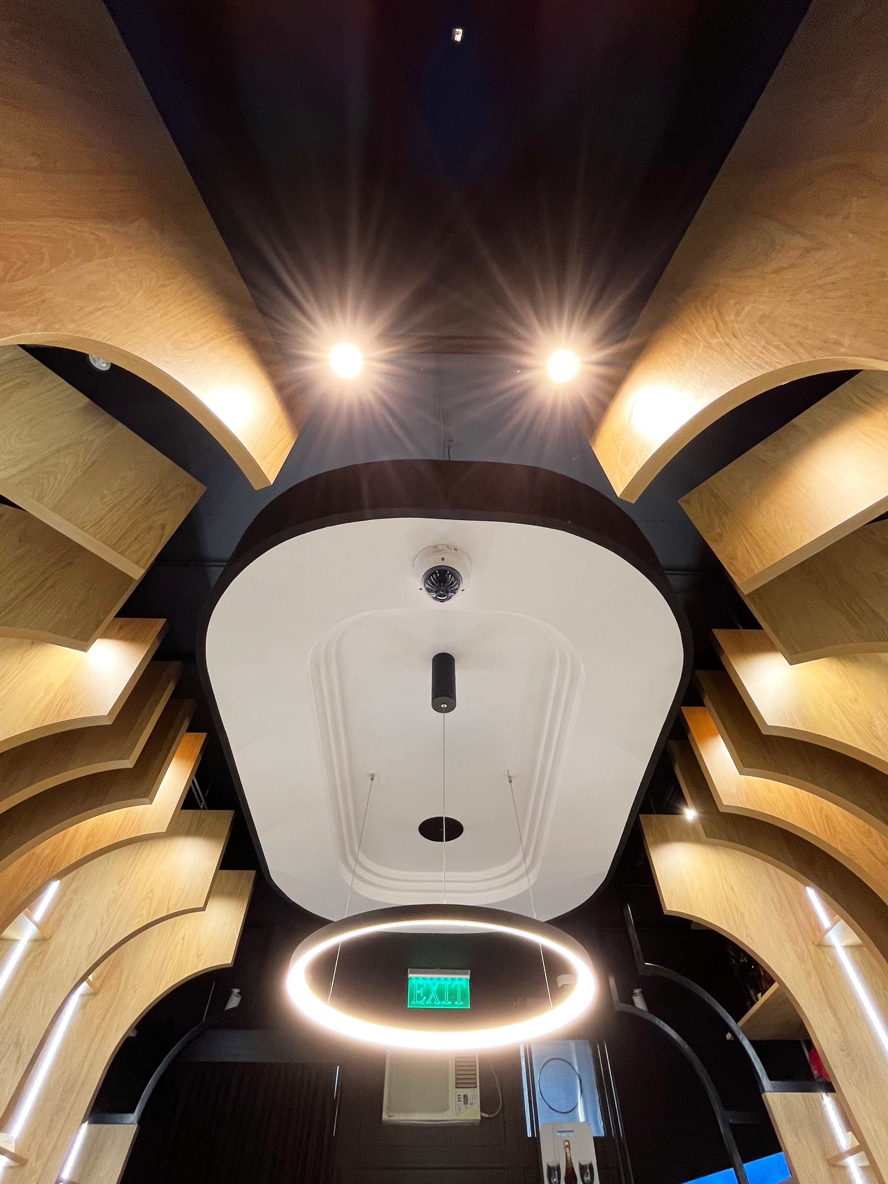 Enoteka La Botilleria image 13