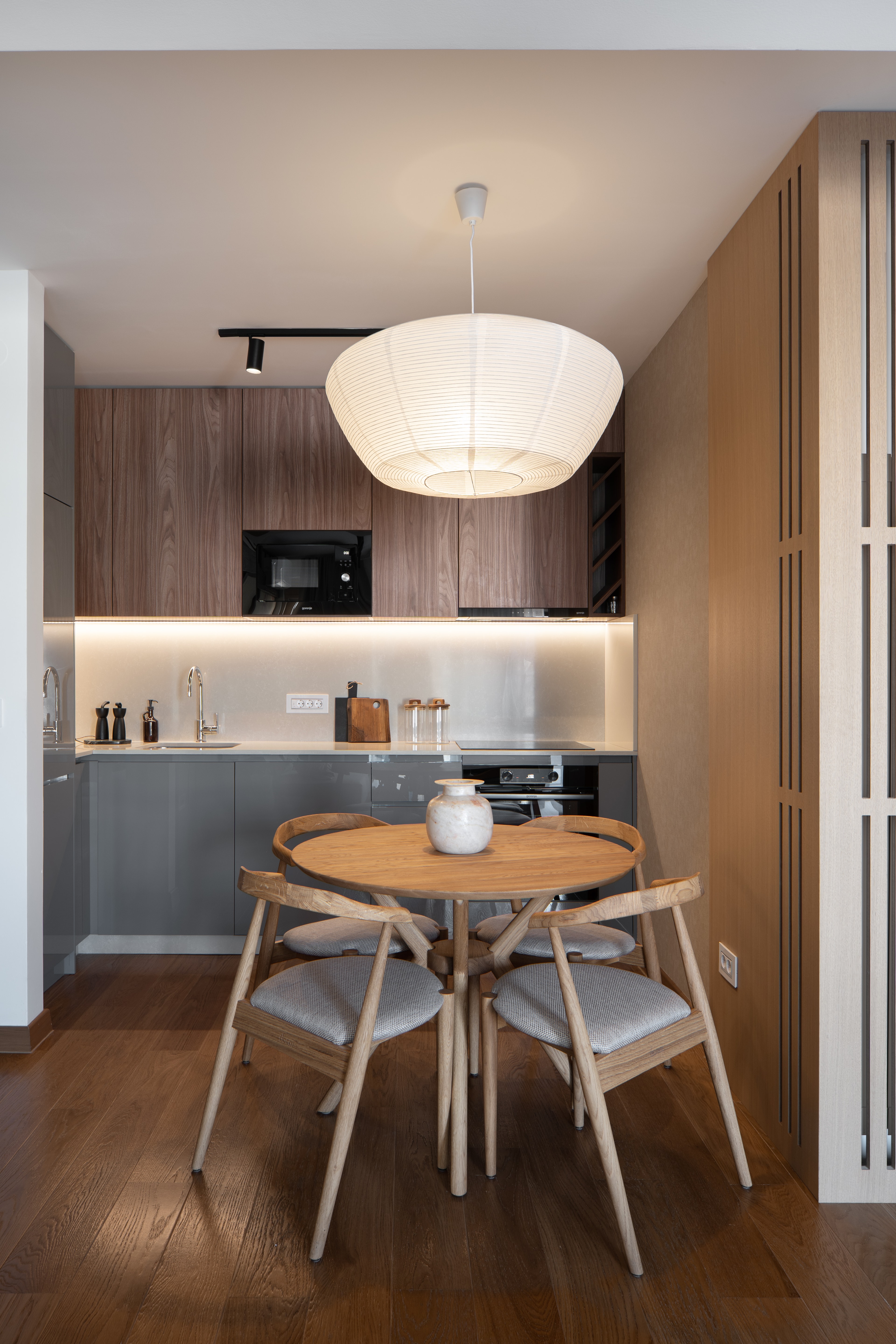 Fusuma Apartment – Where East Meets West image 10