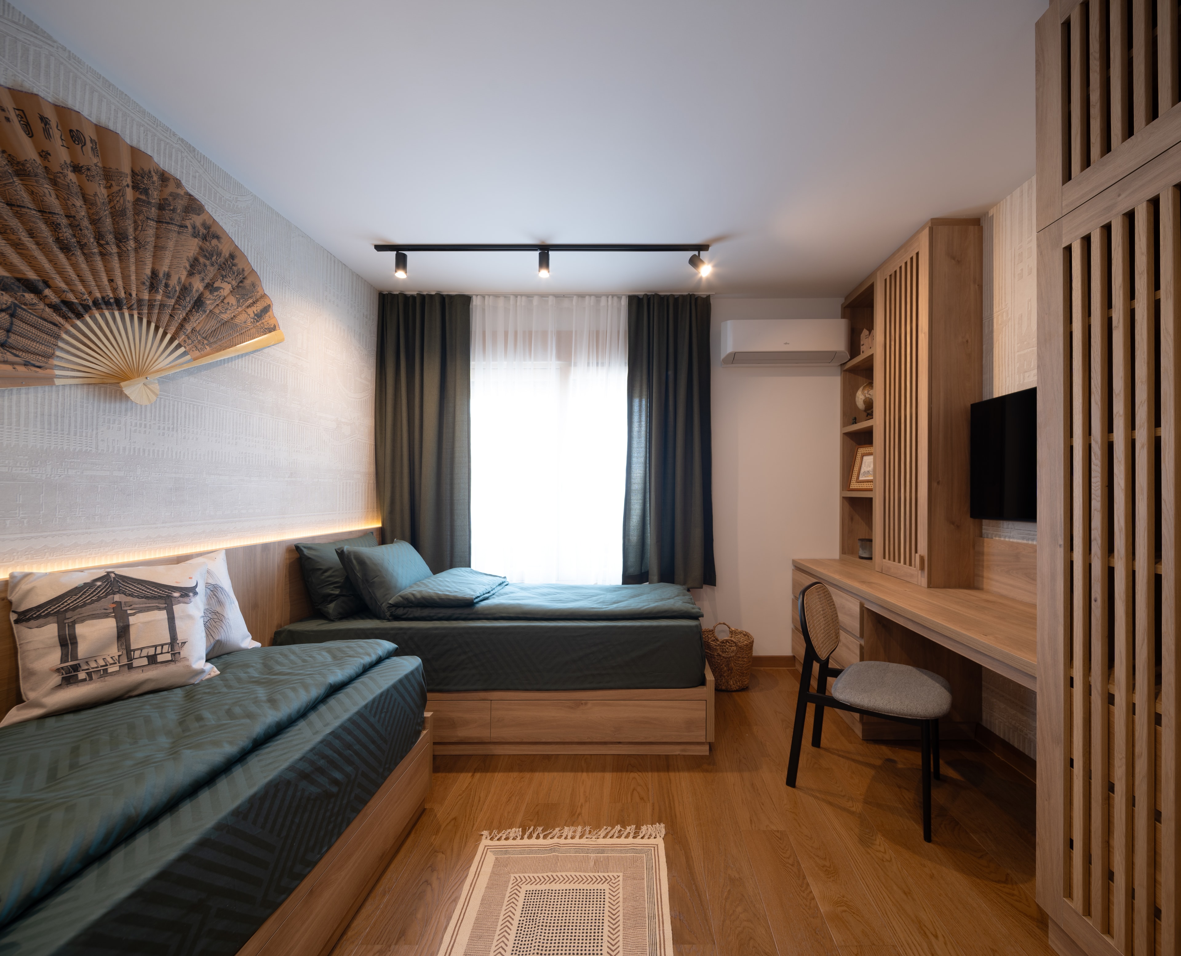 Fusuma Apartment – Where East Meets West image 42