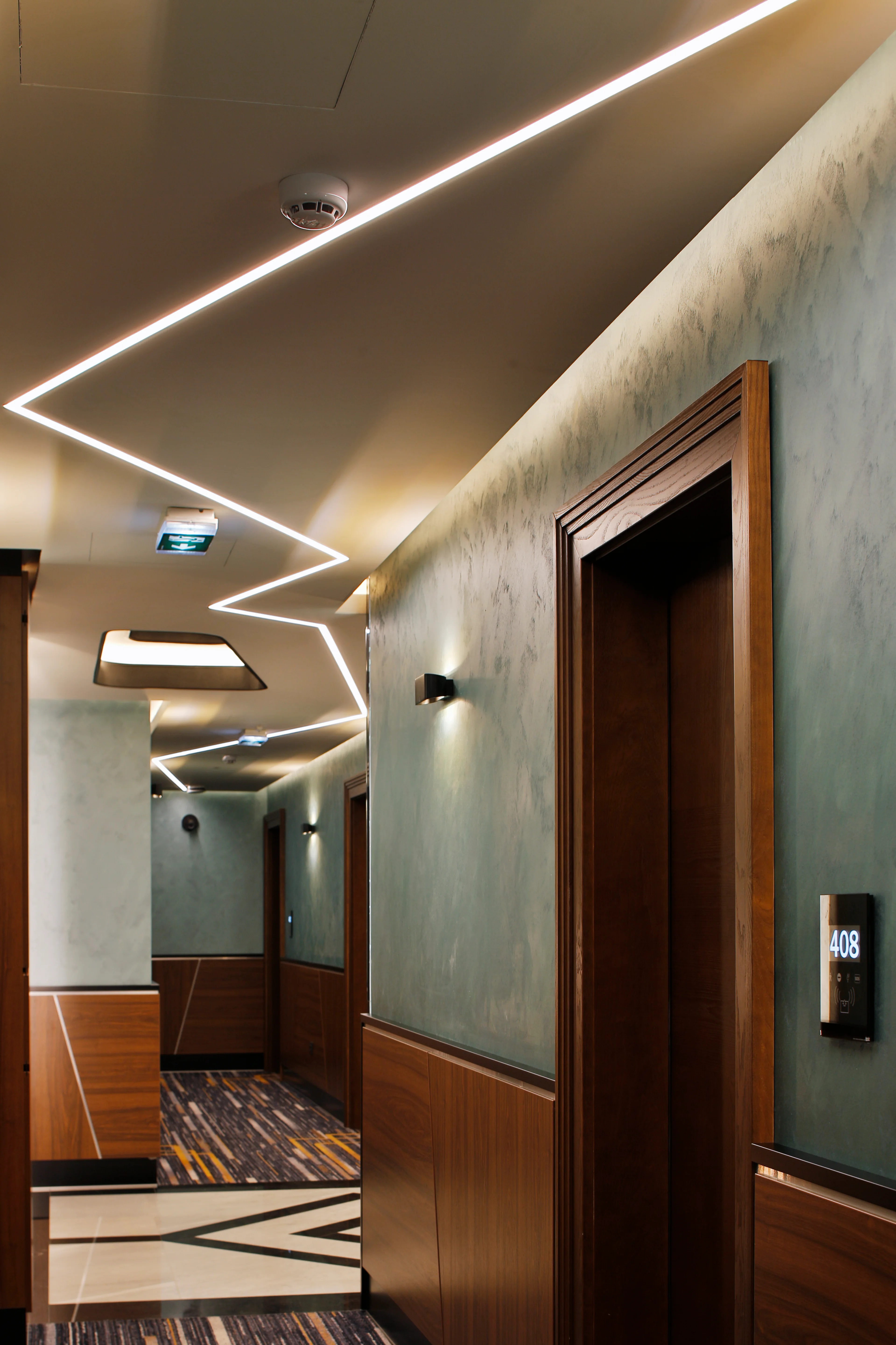 Hotel Sky image 10